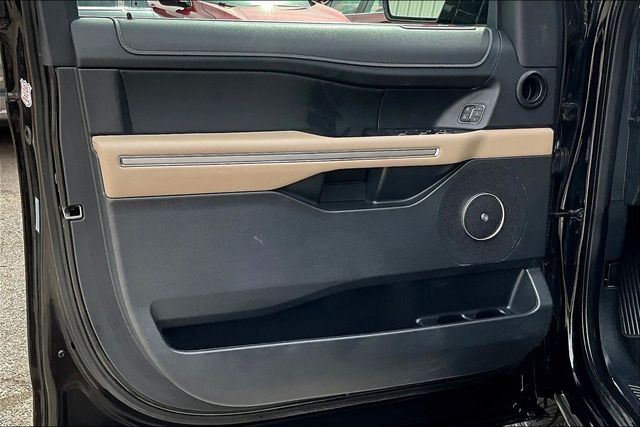 Used 2024 Ford Expedition Limited 4D Sport Utility