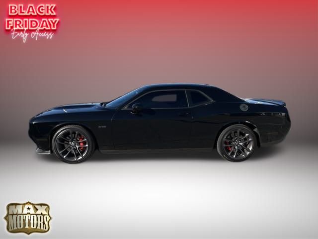 2023 Dodge Challenger R/T 9