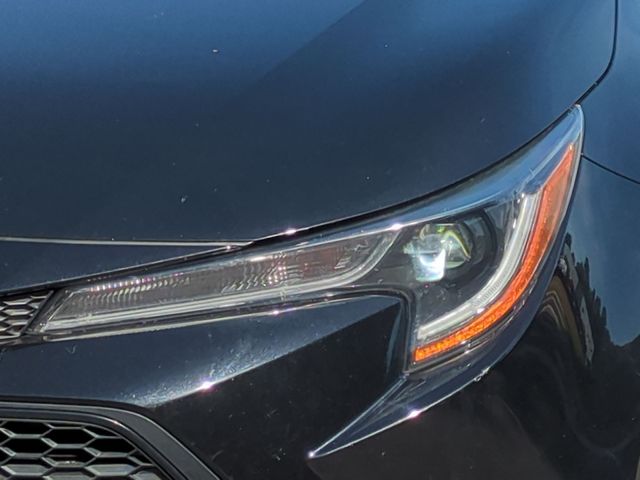 Used 2022 Black Toyota L image 17