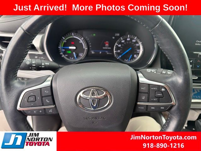 Used 2020 Toyota Highlander Hybrid SUV