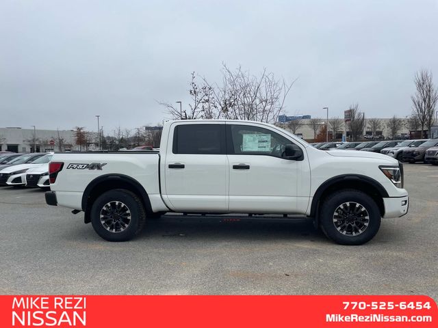 2024 Nissan Titan PRO-4X 2