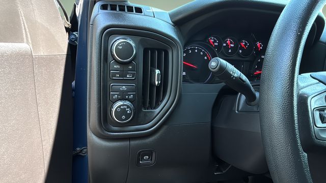 Used 2024 Blue Chevrolet Custom image 21