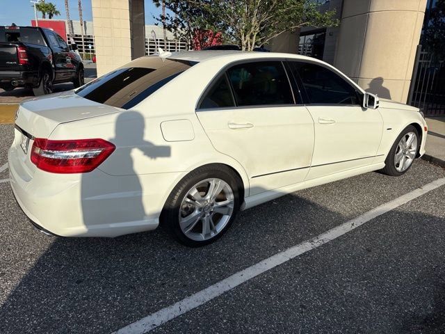 2012 Mercedes-Benz E-Class E350 Luxury photo