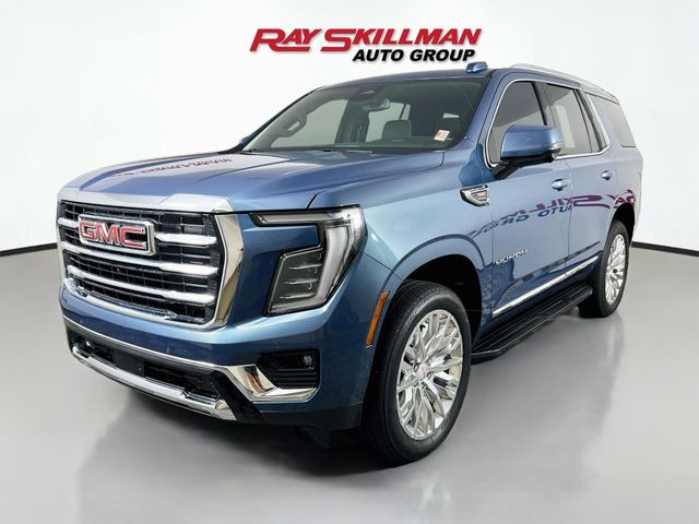 Used 2025  GMC Elevation image 3