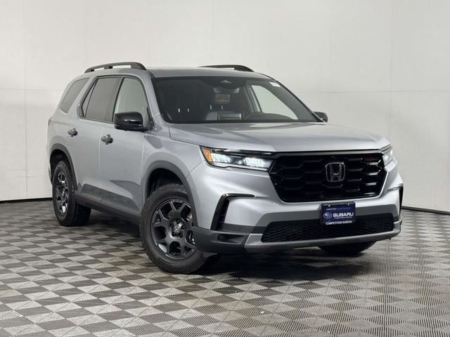 Gray 2025 Honda Pilot SUV / Crossover All-Wheel Drive Automatic