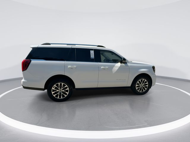Used 2025 White Ford Platinum image 9