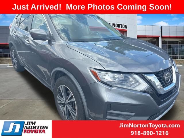 2019 Nissan Rogue SV FWD's photo