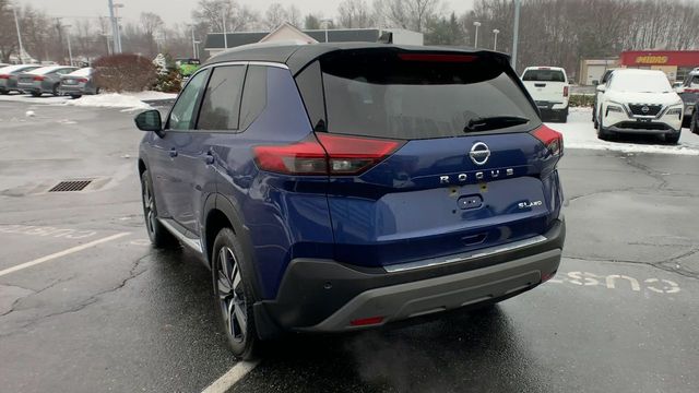 2021 Nissan Rogue SL 9