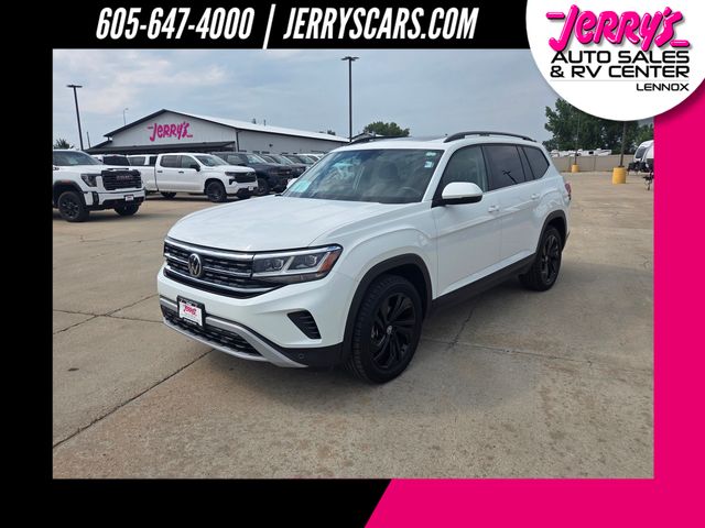 Pure White 2022 Volkswagen Atlas SUV / Crossover All-Wheel Drive 8-Speed Automatic