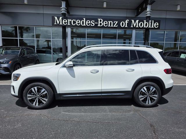 White 2025 Mercedes-Benz GLB 250 FWD SUV / Crossover Front-Wheel Drive 8-Speed Dual Clutch