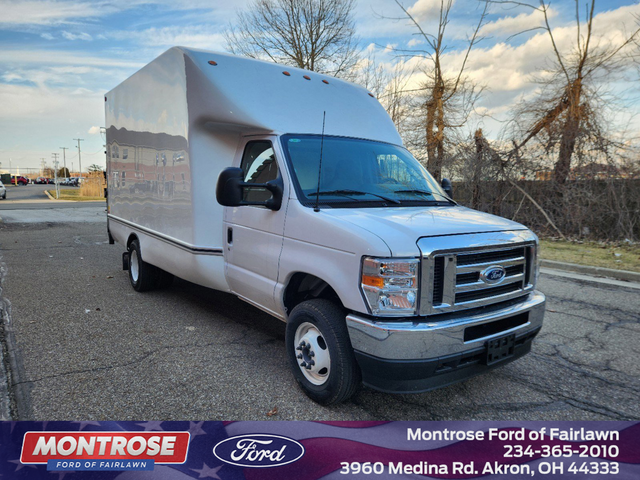 2024 Ford E-450SD Base 5