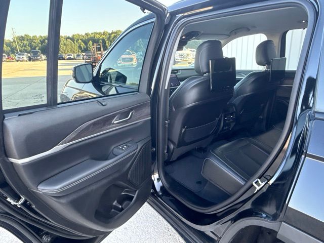 2023 Jeep Grand Cherokee Limited:45393C