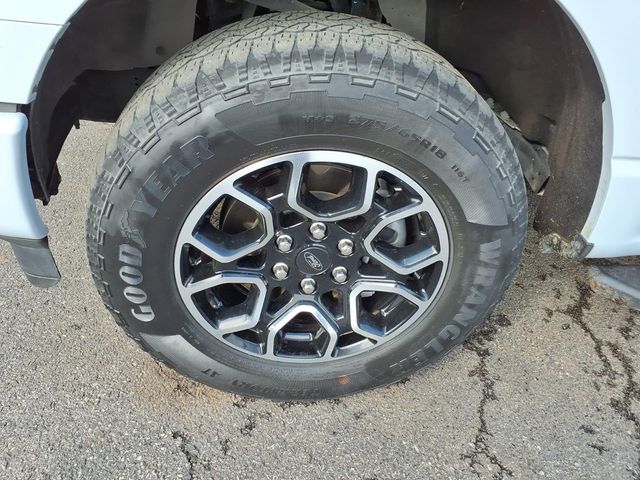 View vehicle photo 5