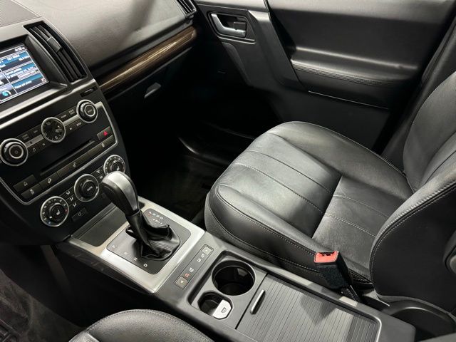 2014 Land Rover LR2 Base 12