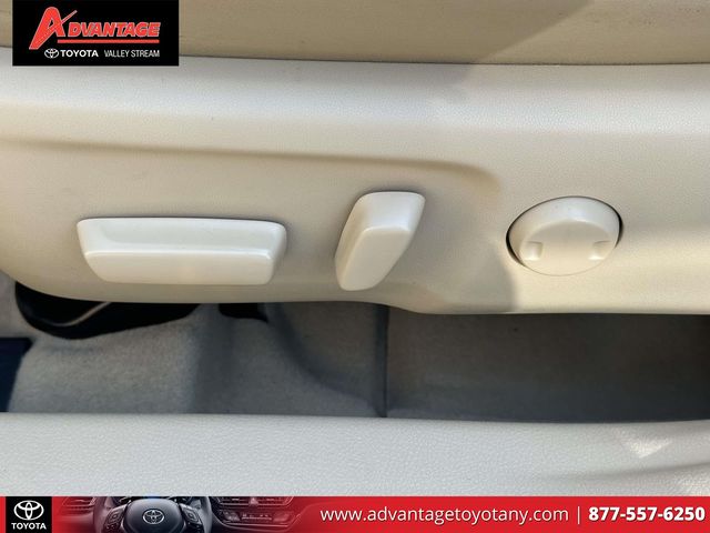 Used 2016 Toyota Camry Sedan