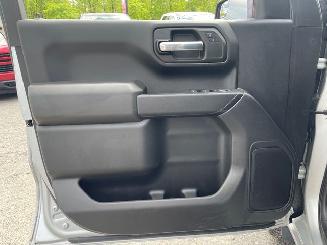 2021 Chevrolet Silverado 1500 Custom Trail Boss - Silver Ice Metallic exterior view 9