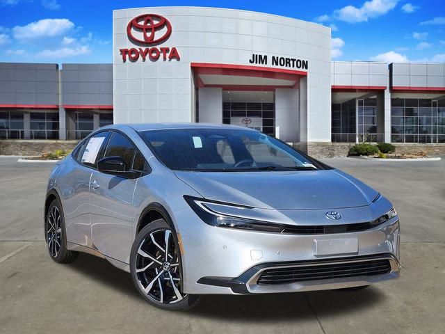 2026 Toyota Prius XSE's photo