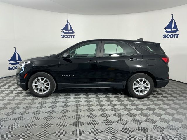 used 2023 Chevrolet Equinox car, priced at $20,000