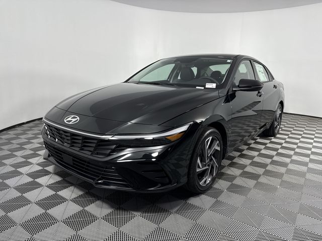 New 2025 Hyundai Elantra Hybrid For Sale in Indianapolis, IN