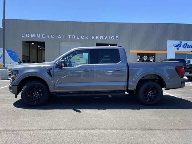 2024 Ford F-150 XLT 2