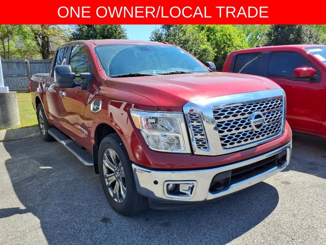 Cayenne Red 2017 Nissan Titan SV Crew Cab 4WD Pickup Truck Four-Wheel Drive 7-Speed Automatic