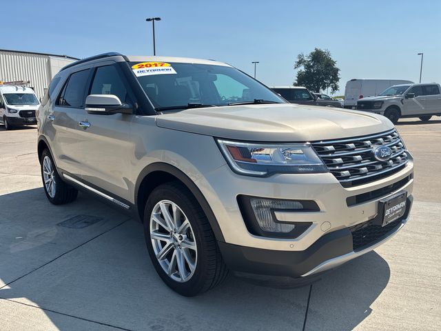 White Gold Metallic 2017 Ford Explorer SUV / Crossover All-Wheel Drive 6-Speed Automatic