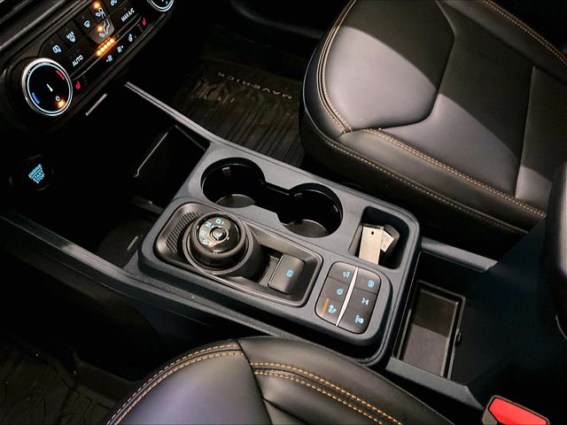 2024 Ford Maverick Lariat Black at Grove City Ford