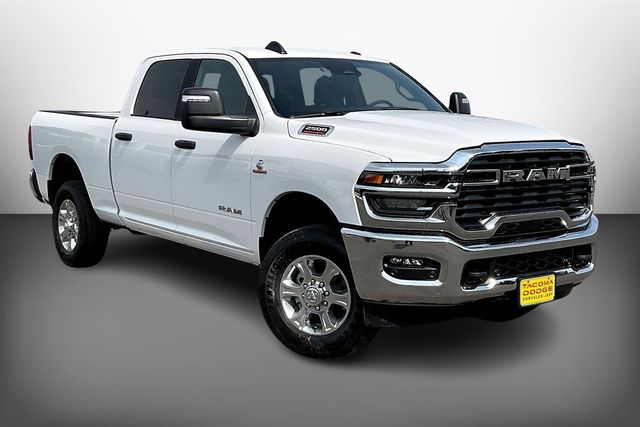 2025 RAM 2500 Big Horn Crew Cab 4WD