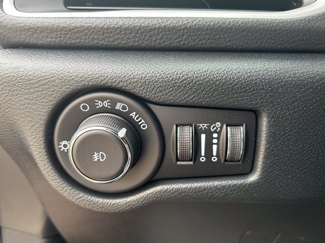 New 2026 Chrysler Pacifica Van