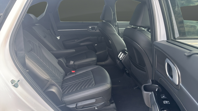 New 2026 White Kia X-Line SX Prestige image 26