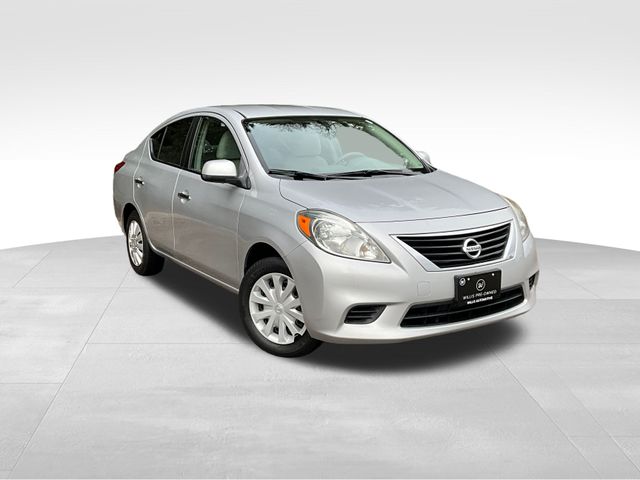 2012 Nissan Versa 1.6 SV