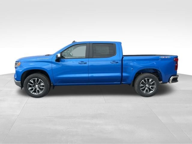 2025 Chevrolet Silverado 1500 LT photo