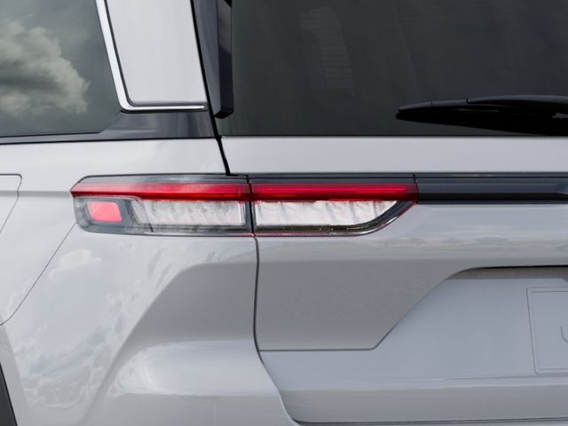 new 2026 Jeep Grand Cherokee car, priced at $37,910