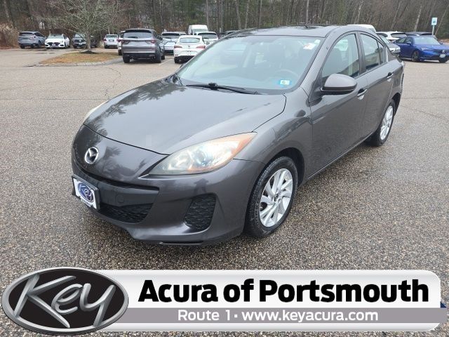 Gray 2013 Mazda MAZDA3 i Touring Sedan Front-Wheel Drive 6-Speed Automatic