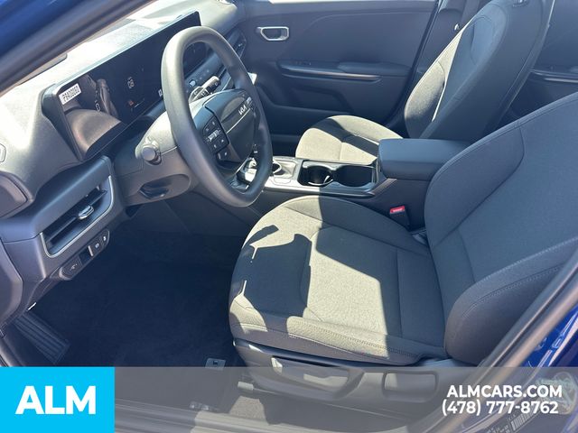 Used 2025 Blue Kia LXS image 10