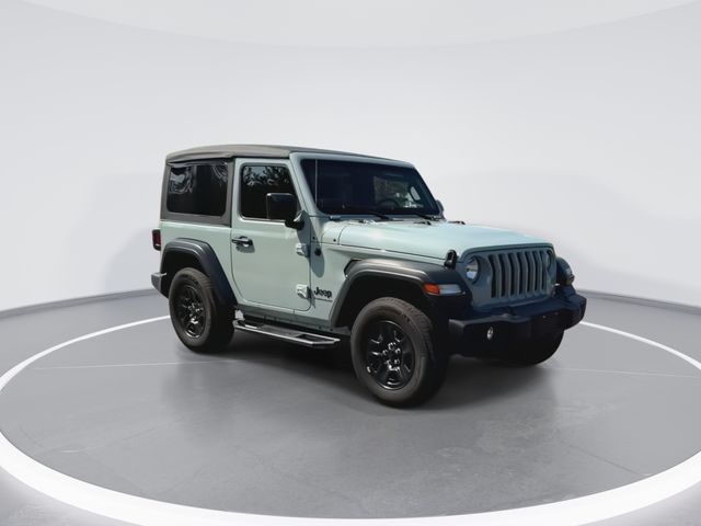 Used 2023 Gray Jeep Sport image 5
