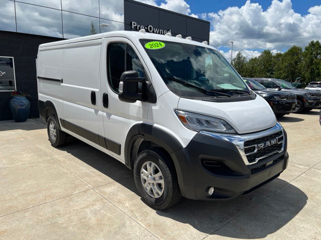 Bright White Clearcoat 2024 RAM ProMaster Van 9-Speed Automatic