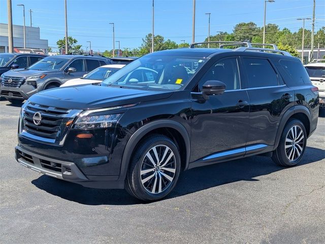 2022 Super Black Nissan Pathfinder Platinum FWD SUV