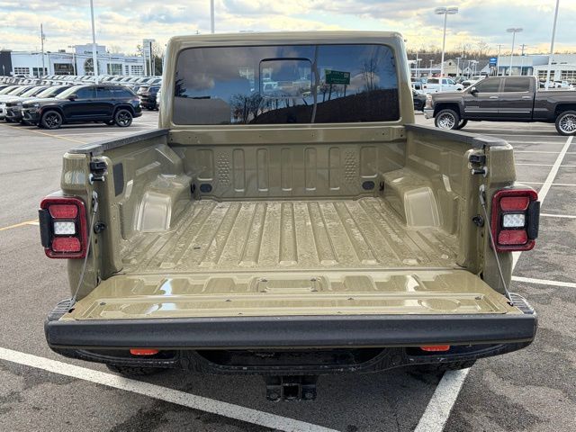 new 2026 Jeep Gladiator car, priced at $51,522
