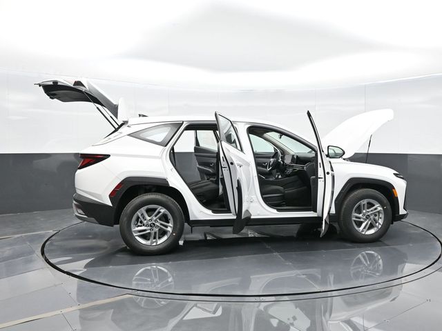 2025 Hyundai Tucson SE 38