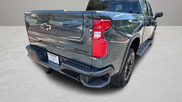 Used 2026 Gray Chevrolet ZR2 image 41