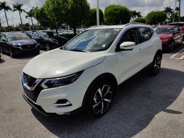 2021 Nissan Rogue Sport SL 17