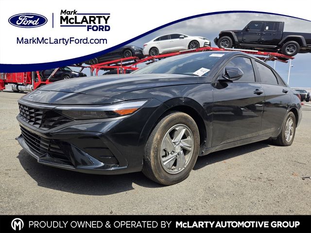 2026 Hyundai Elantra SE FWD   