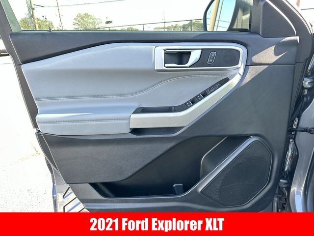 2021 Ford Explorer XLT 4