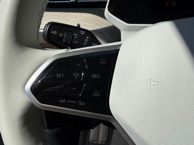 used 2025 Volkswagen ID. Buzz car, priced at $53,437