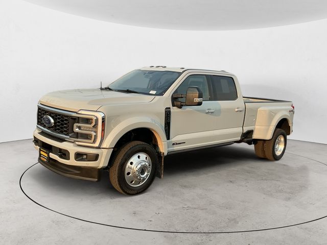 2026 Ford F-450 Super Duty Platinum Crew Cab LB DRW 4WD