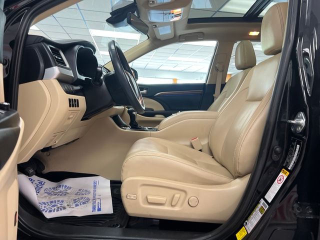 Used 2019 Toyota Highlander Hybrid SUV