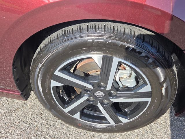 Used 2024  Nissan SV image 16