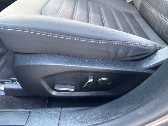 Used Car 2020 Ford Fusion  Se For Sale Under $12,000 In San Antonio, Texas