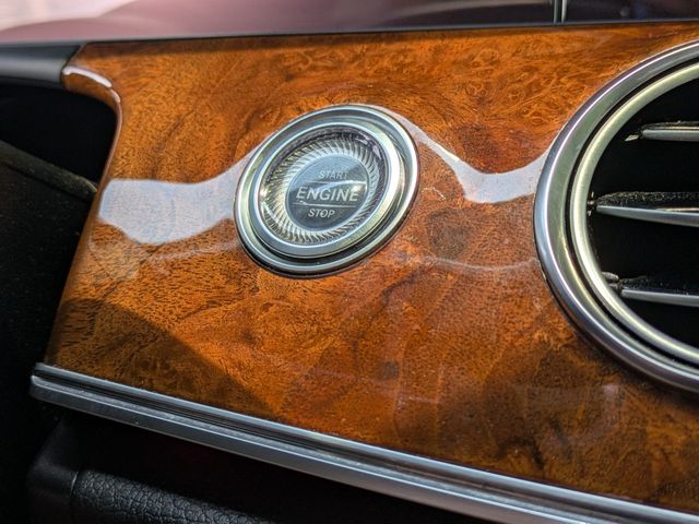 2019 Mercedes-Benz E 300 